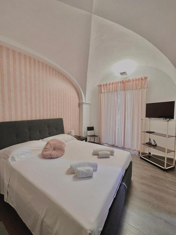 Duomo Rosa Home Κατάνια Εξωτερικό φωτογραφία